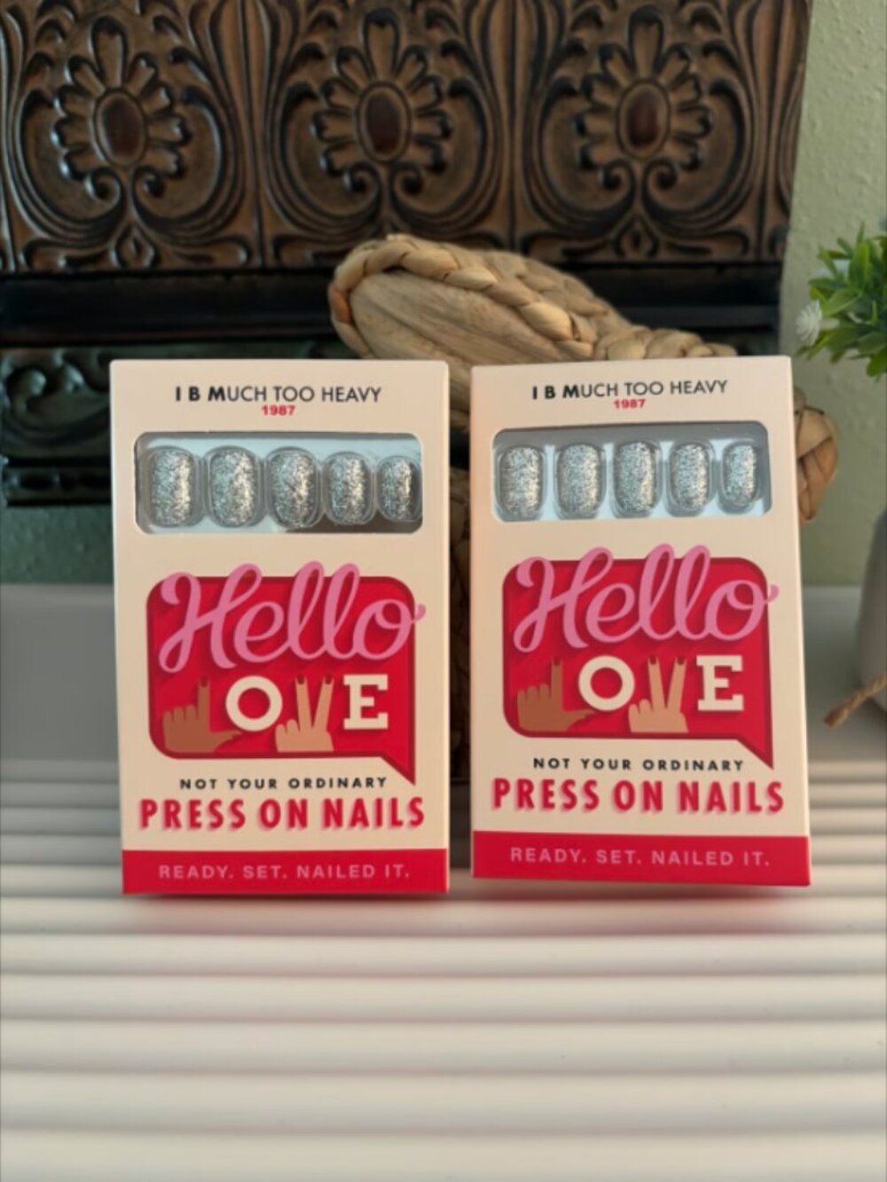 Hello Love “I B Much Too Heavy” Press On Nails- set of 2